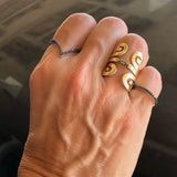 “Txirimiri” Closed Cuff Ring