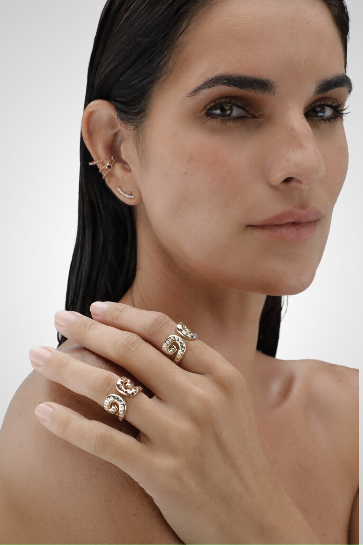 “Acu” Wink Single Stud - White Diamonds and Ruby