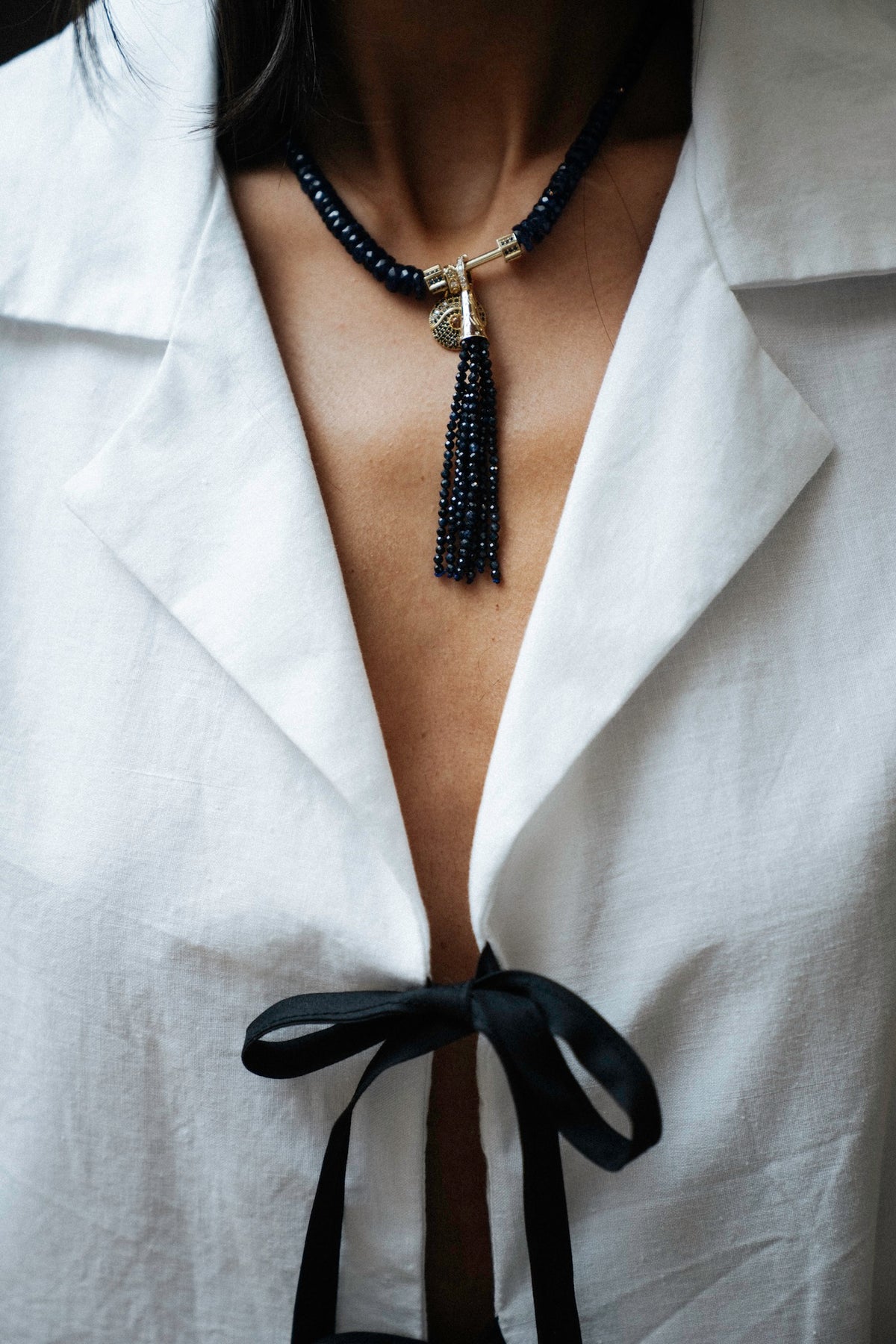 "Aguaviva" Tassel Pendant - Sapphires and White Diamonds