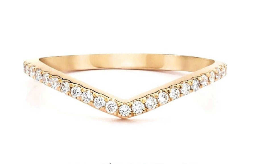 Short “v” White Diamond Ring