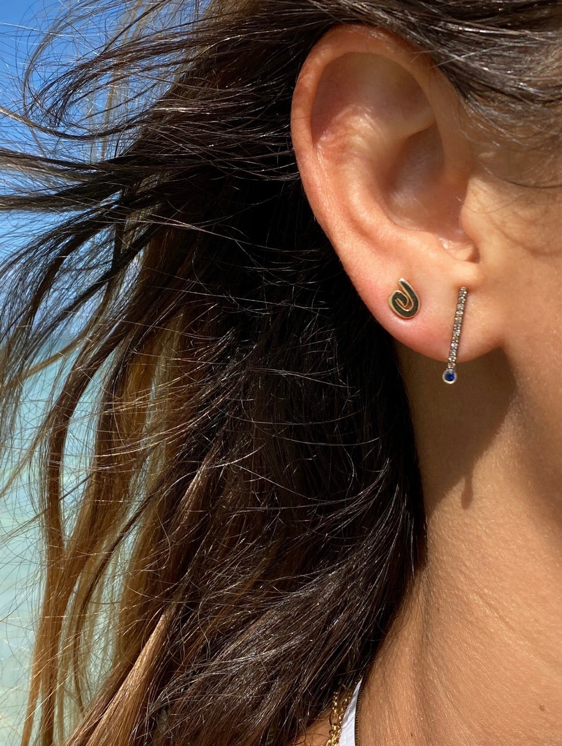 “Txirimiri” Mini Stud Earring - Solid Gold