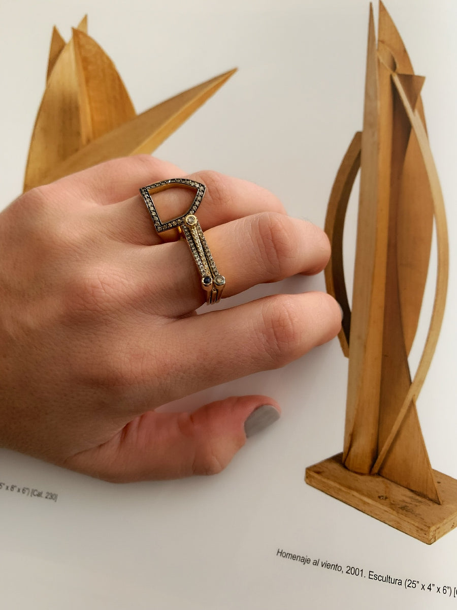 “Open Shield” Ring in Rose Gold and Cognac Diamonds